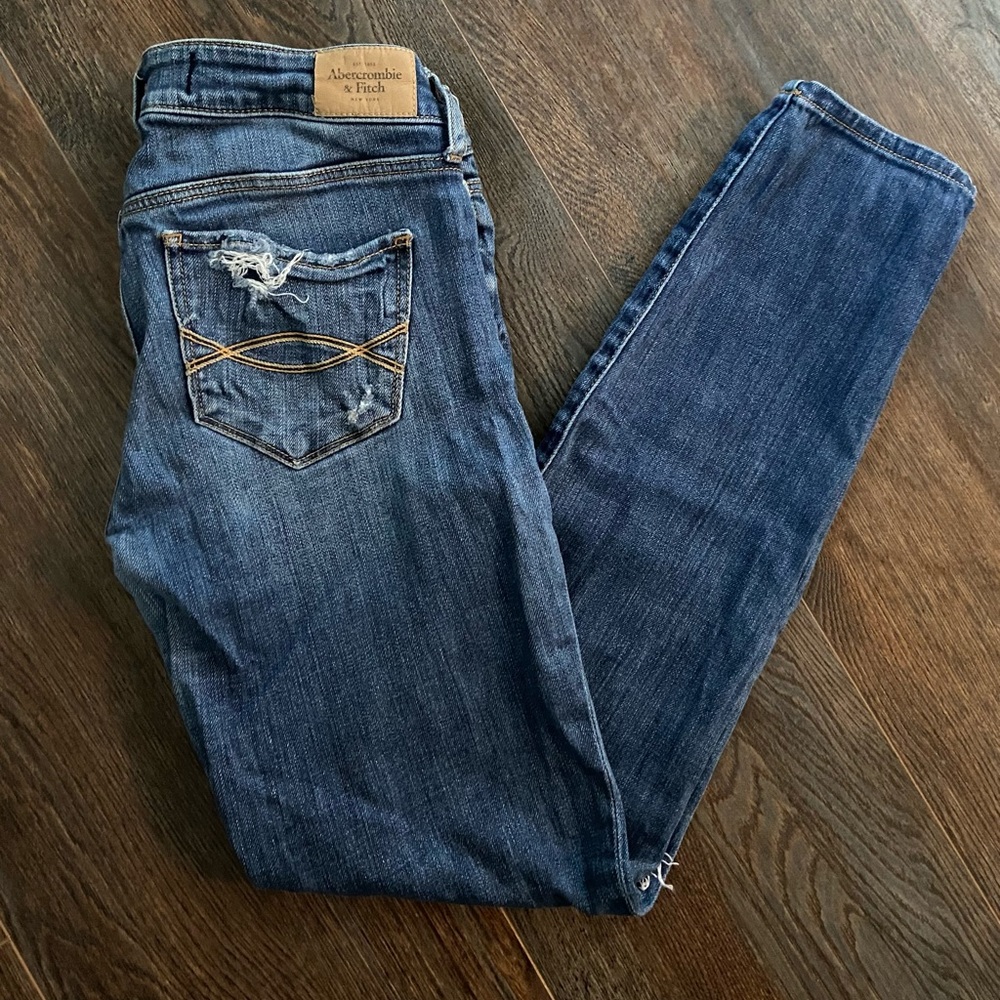 Abercrombie & Fitch distressed jeans